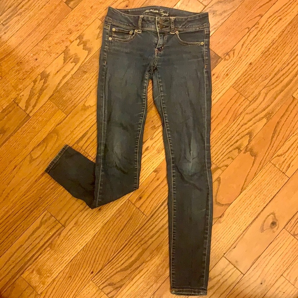 American Eagle stretch skinny jeans. Size 2